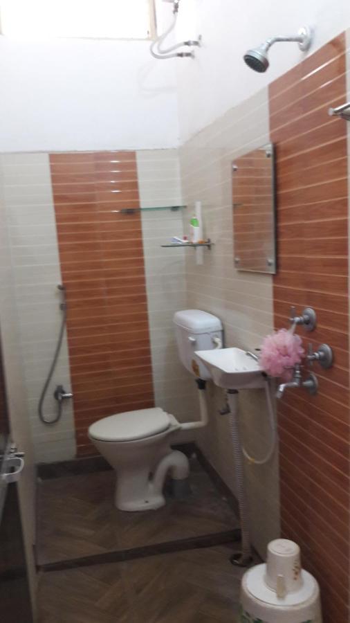 Wow Rooms 4 You Jabalpur Exterior photo