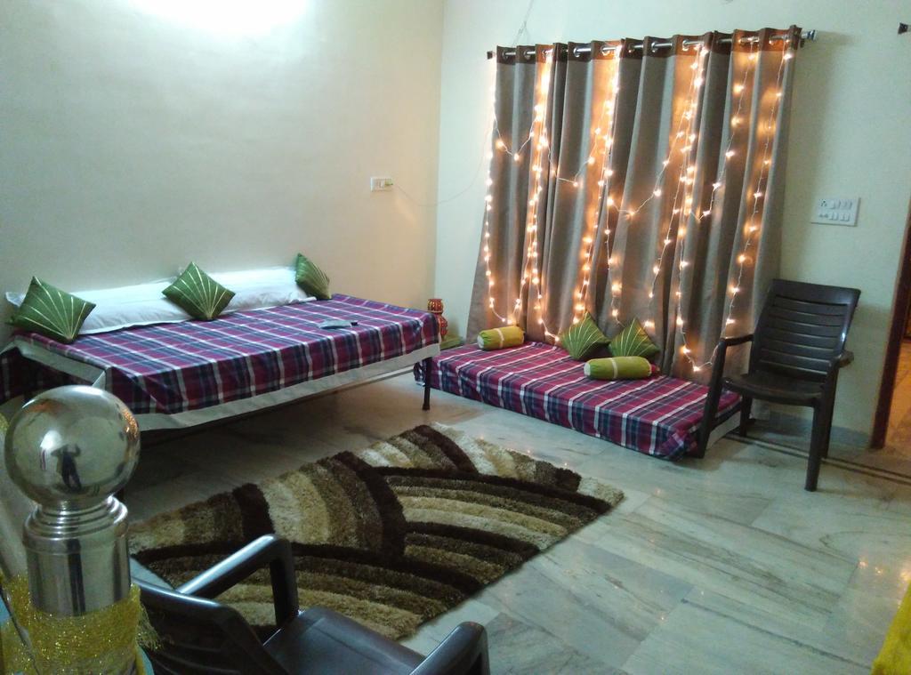 Wow Rooms 4 You Jabalpur Exterior photo